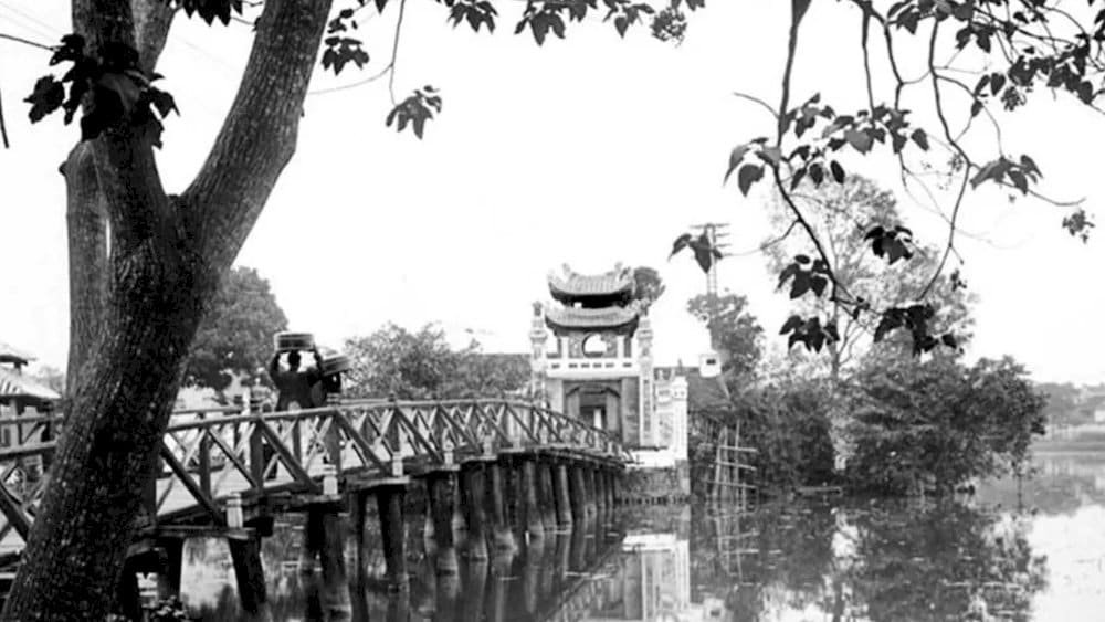 Ngoc Son Temple was built in the 19th century to worship deities and General Tran Hung Dao